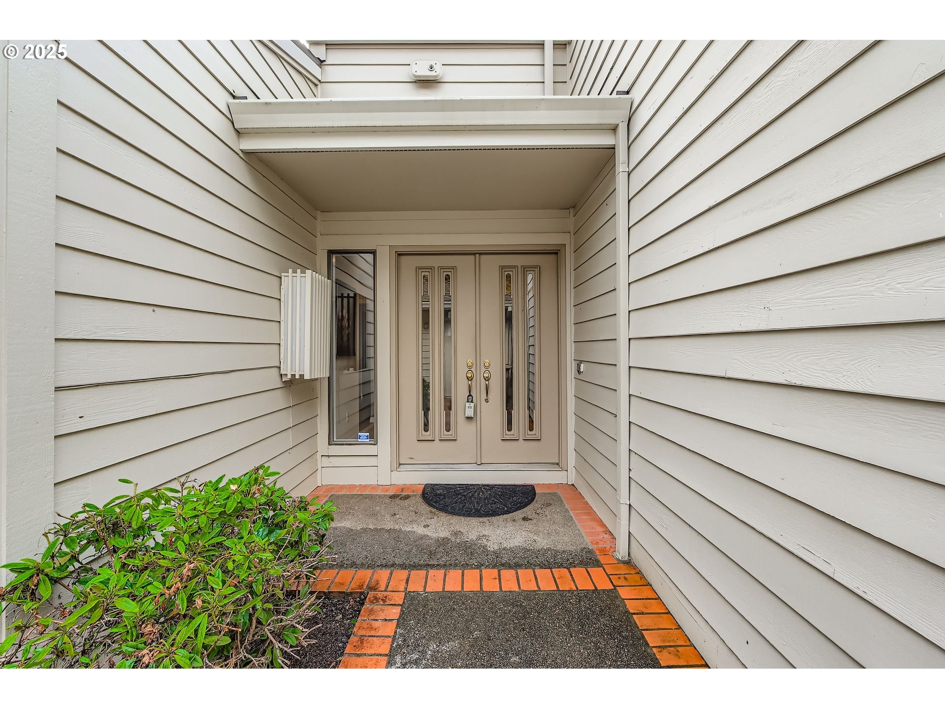 32655 Southwest Lake Point Court Wilsonville, OR 97070 - Photo 6 of 30 Porch