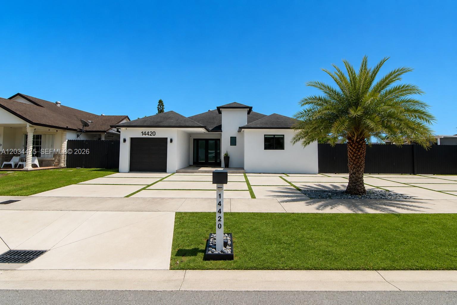 14420 Southwest 157th Street Miami, FL 33177 - Photo 4 of 35