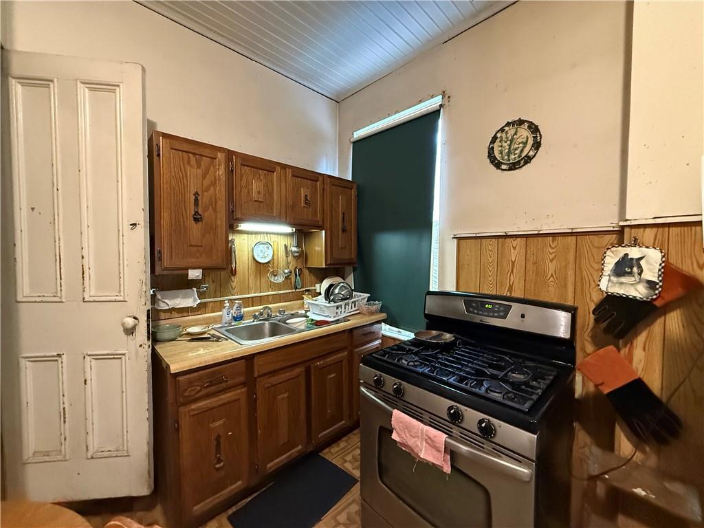 1722 Brighton Place Pittsburgh, PA 15212 - Photo 12 of 47