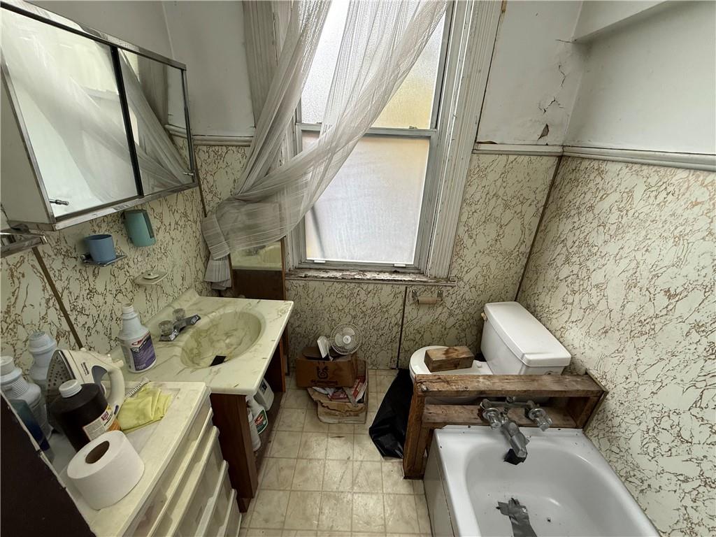 1722 Brighton Place Pittsburgh, PA 15212 - Photo 15 of 47