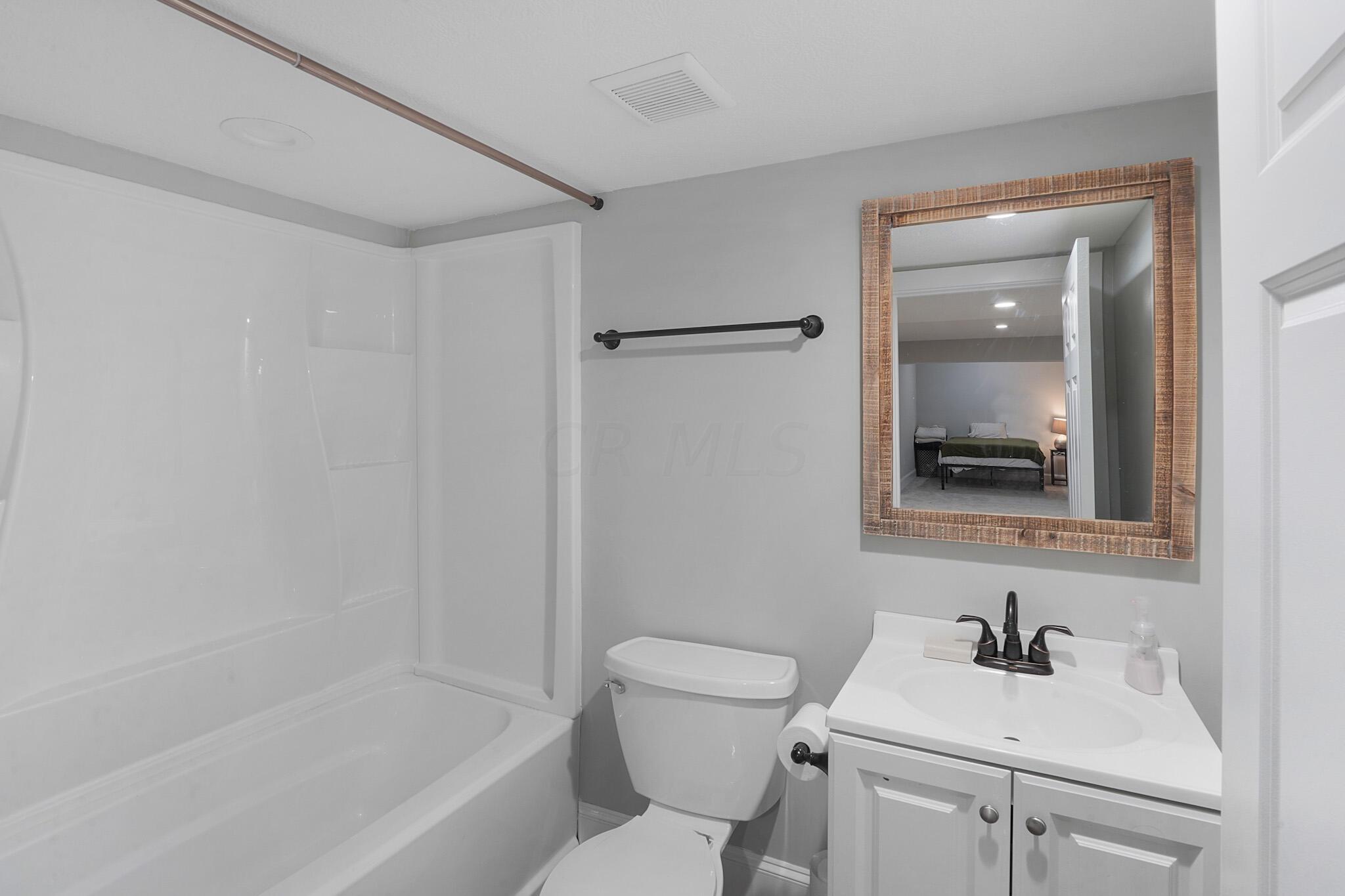 650 Eagle Walk Road Delaware, OH 43015 - Photo 71 of 76 DSC07913