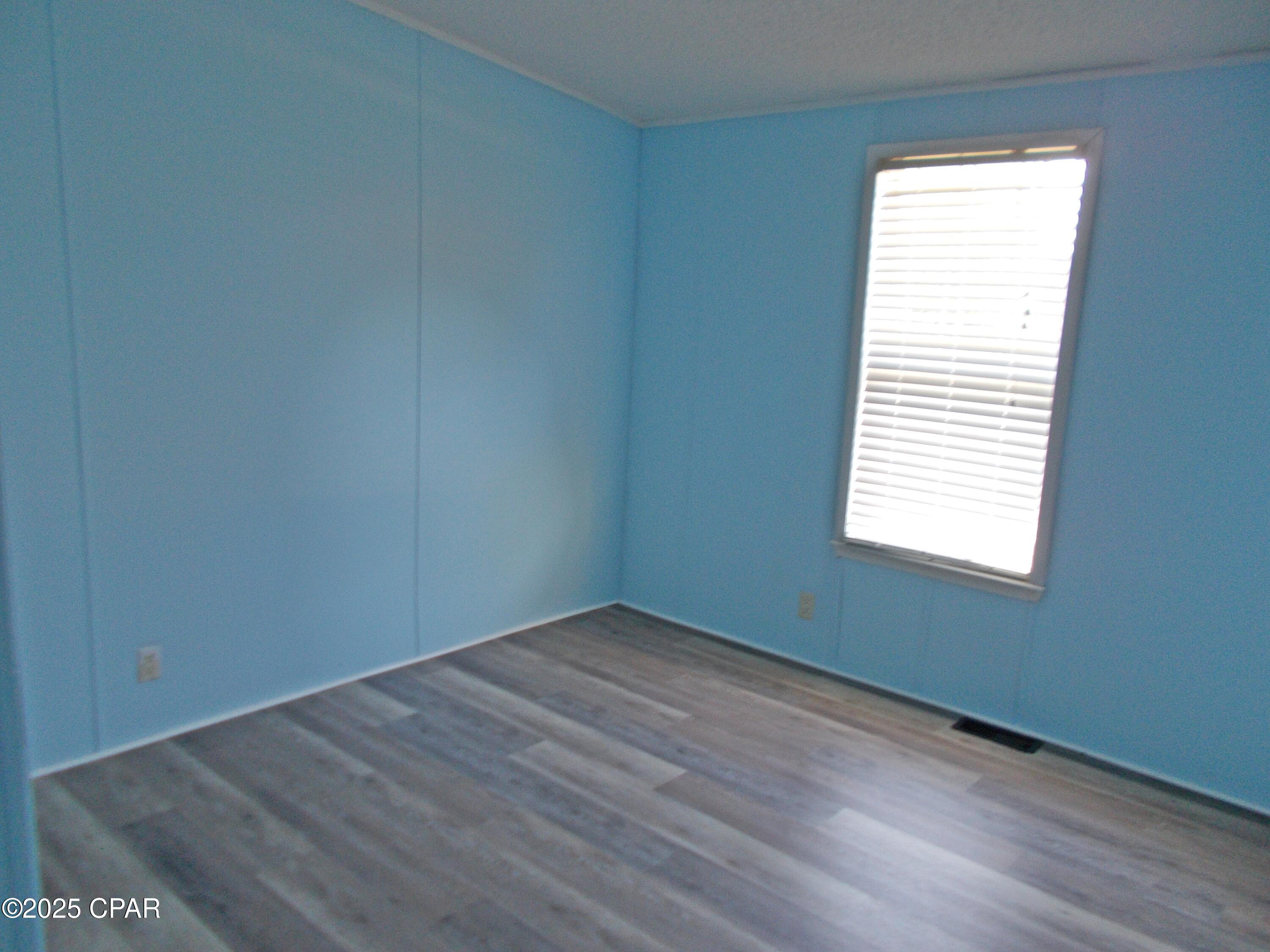 6905 Bateau Pond Road Grand Ridge, FL 32442 - Photo 14 of 24