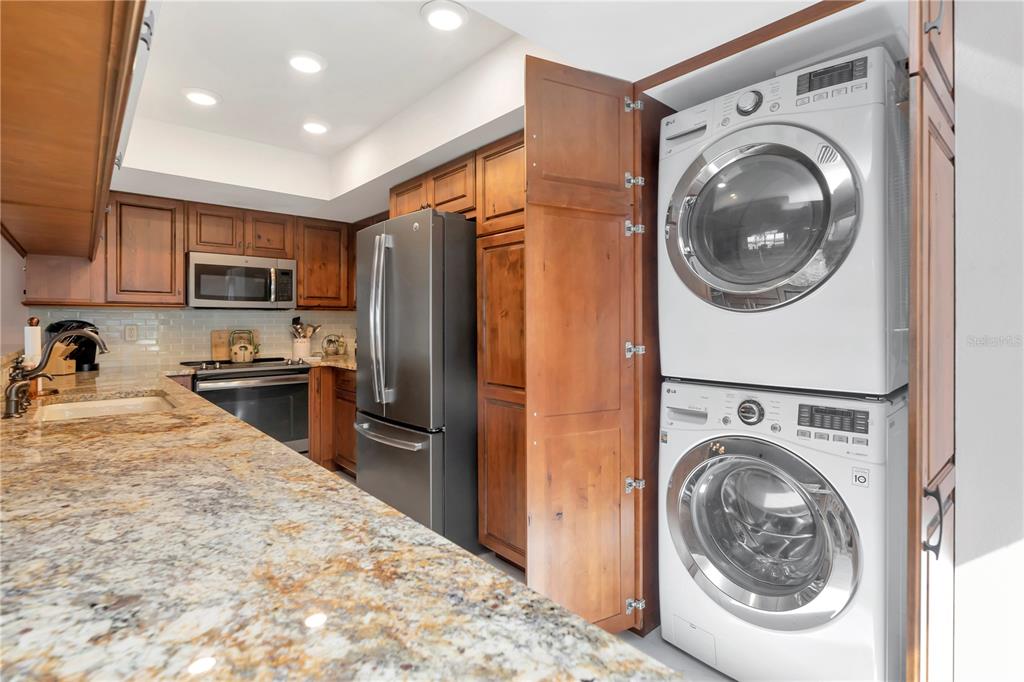 341 Windrush Loop Tarpon Springs, FL 34689 - Photo 7 of 27