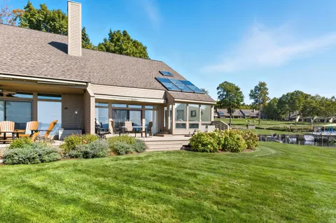 $1,790,000 | 9 Starboard Lane, Unit 1, Moultonborough, NH 03254