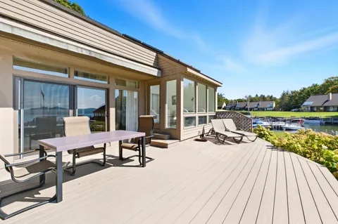 $1,790,000 | 9 Starboard Lane, Unit 1, Moultonborough, NH 03254