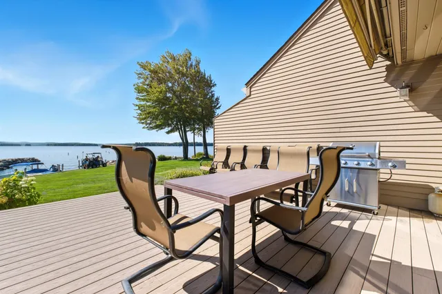 $1,790,000 | 9 Starboard Lane, Unit 1, Moultonborough, NH 03254