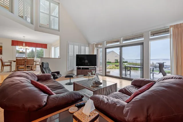 $1,790,000 | 9 Starboard Lane, Unit 1, Moultonborough, NH 03254