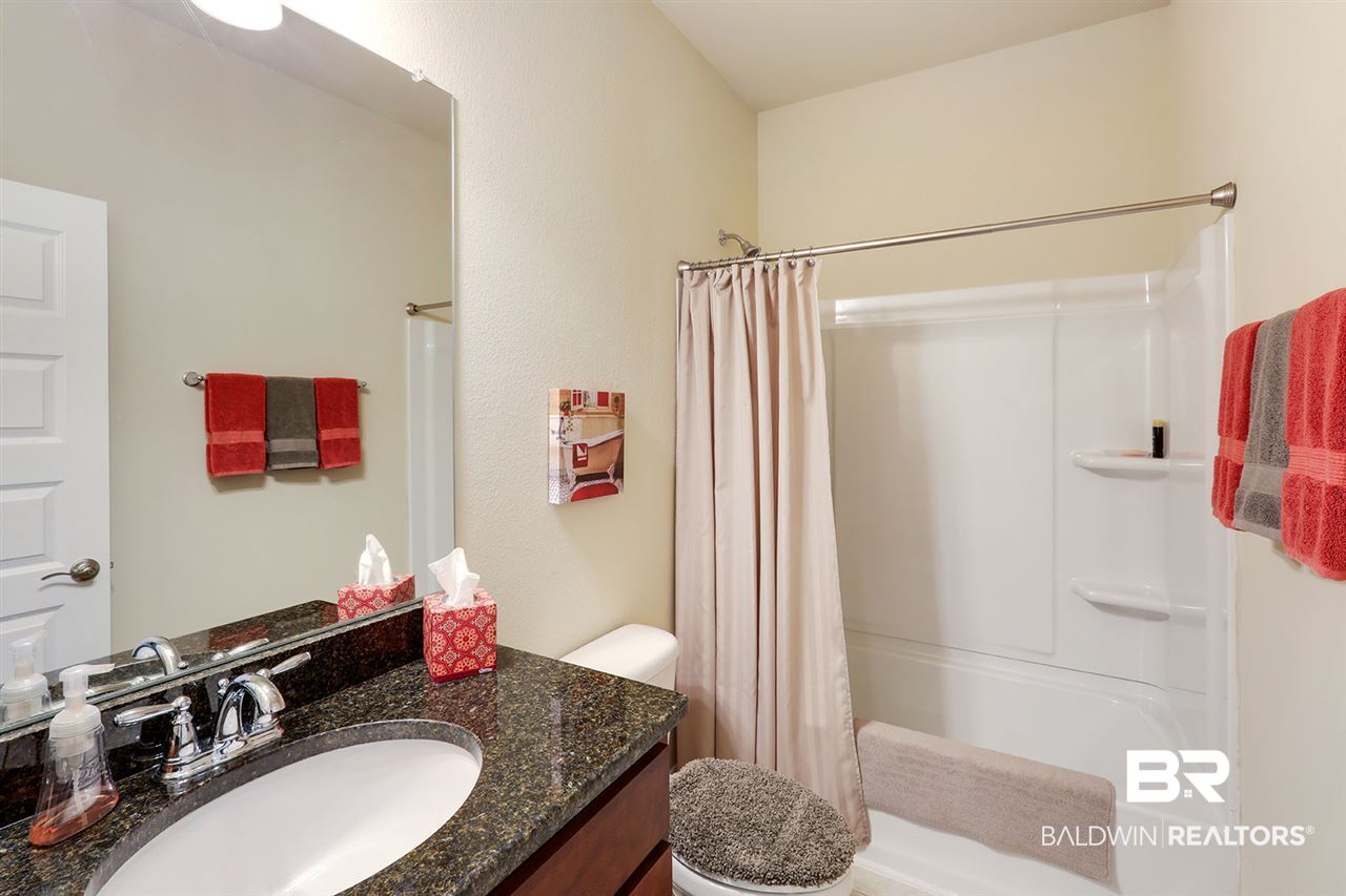 1432 Surrey Loop Foley, AL 36535 - Photo 12 of 17 Bathroom 2