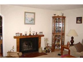 122 Cannongate III Road Nashua, NH 03063 - Photo 4 of 9 Gallery Image 4