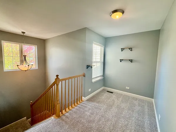 $2,800 | 423 Acushnet Street, Unit 423, Elgin, IL 60124