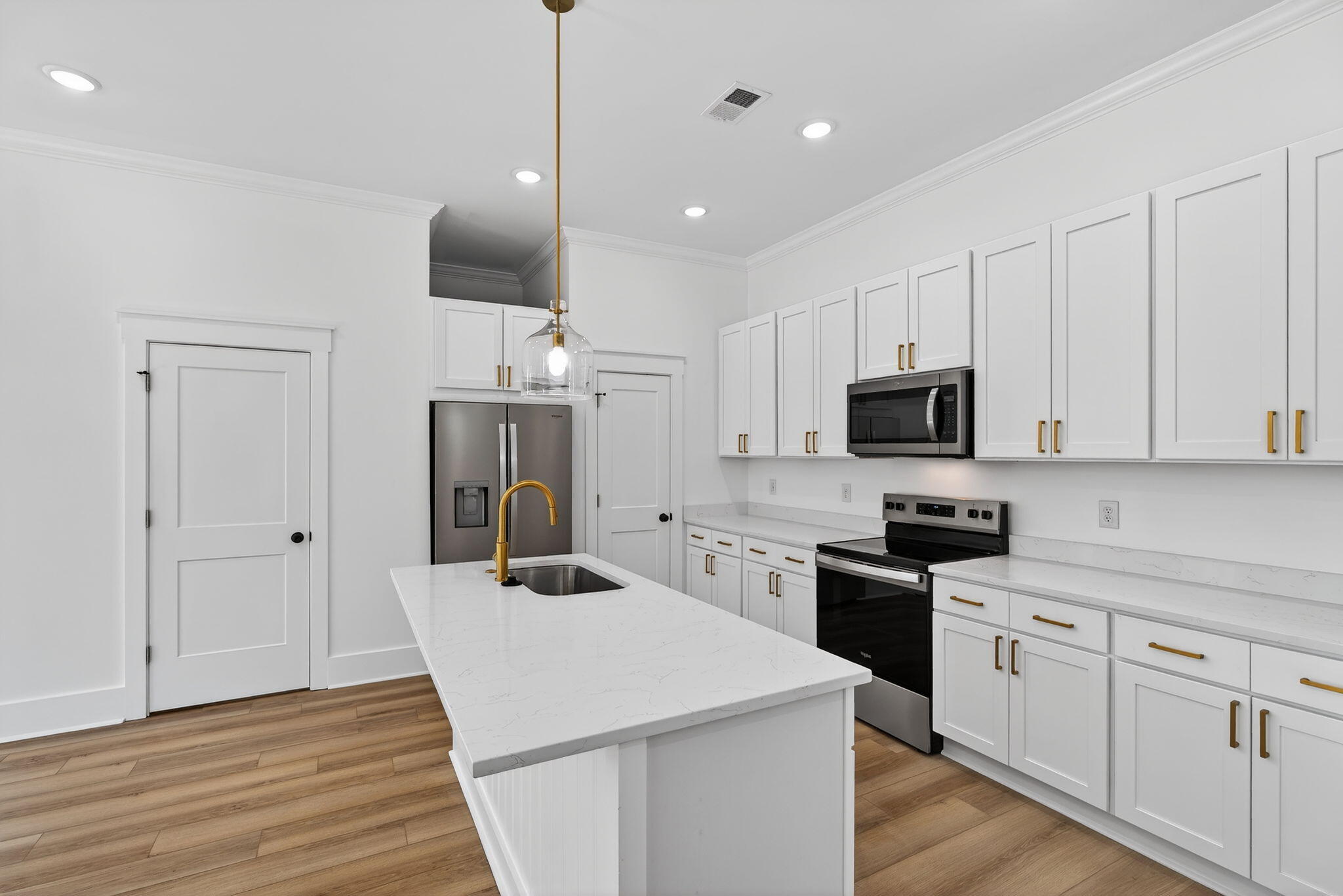 111 Kenneth Lane Summerville, SC 29486 - Photo 13 of 47 14-web-or-mls-_DSC0874