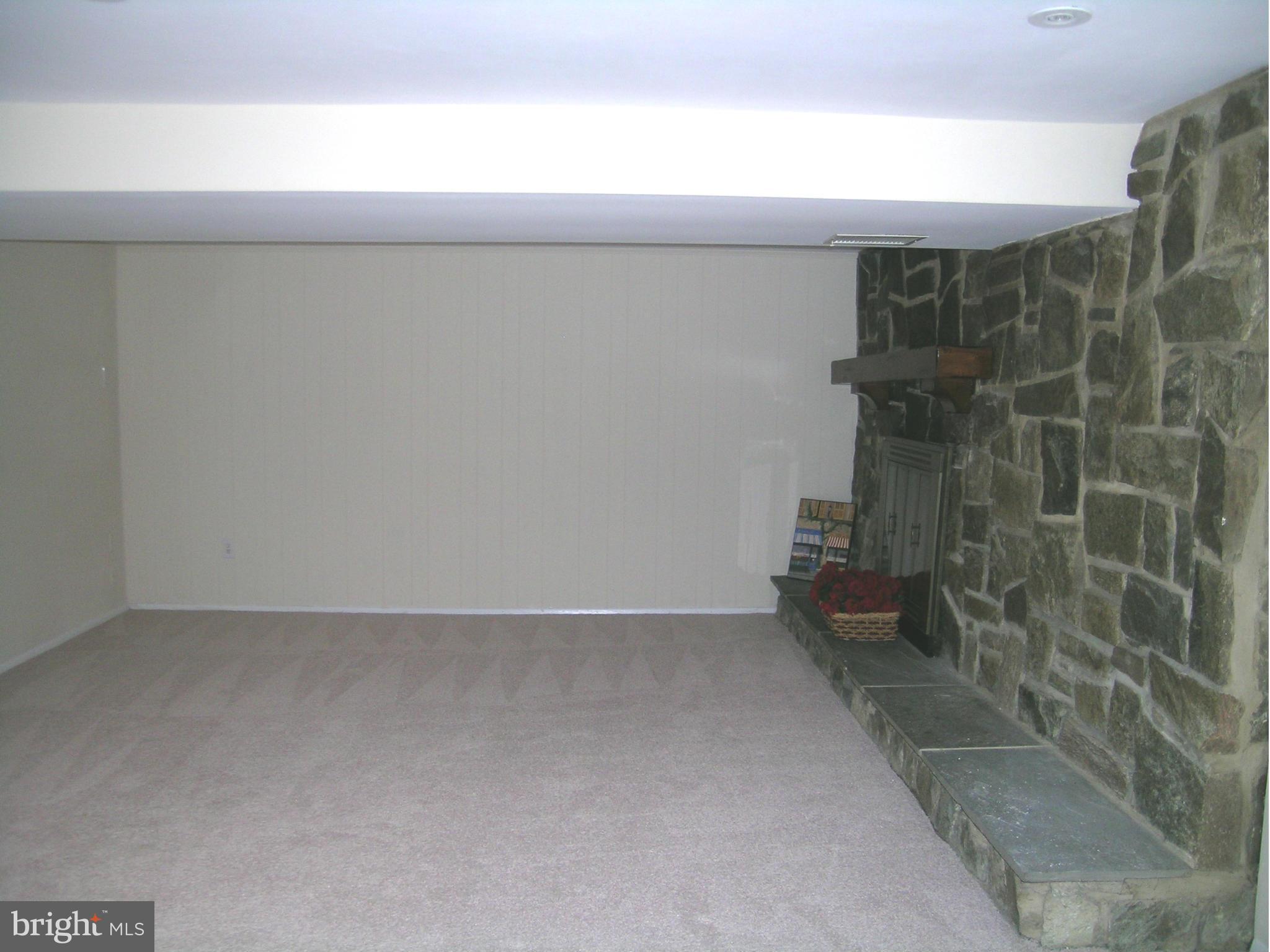 14304 Morton Hall Road Silver Spring, MD 20906 - Photo 15 of 21 Family Room