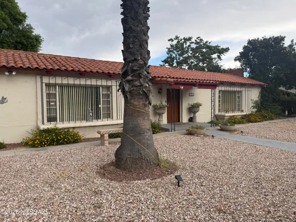 $359,900 | 1025 North Bankard Avenue, Nogales, AZ 85621