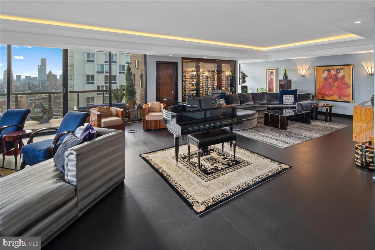 241 South 6th St Unit PH2505/2406  