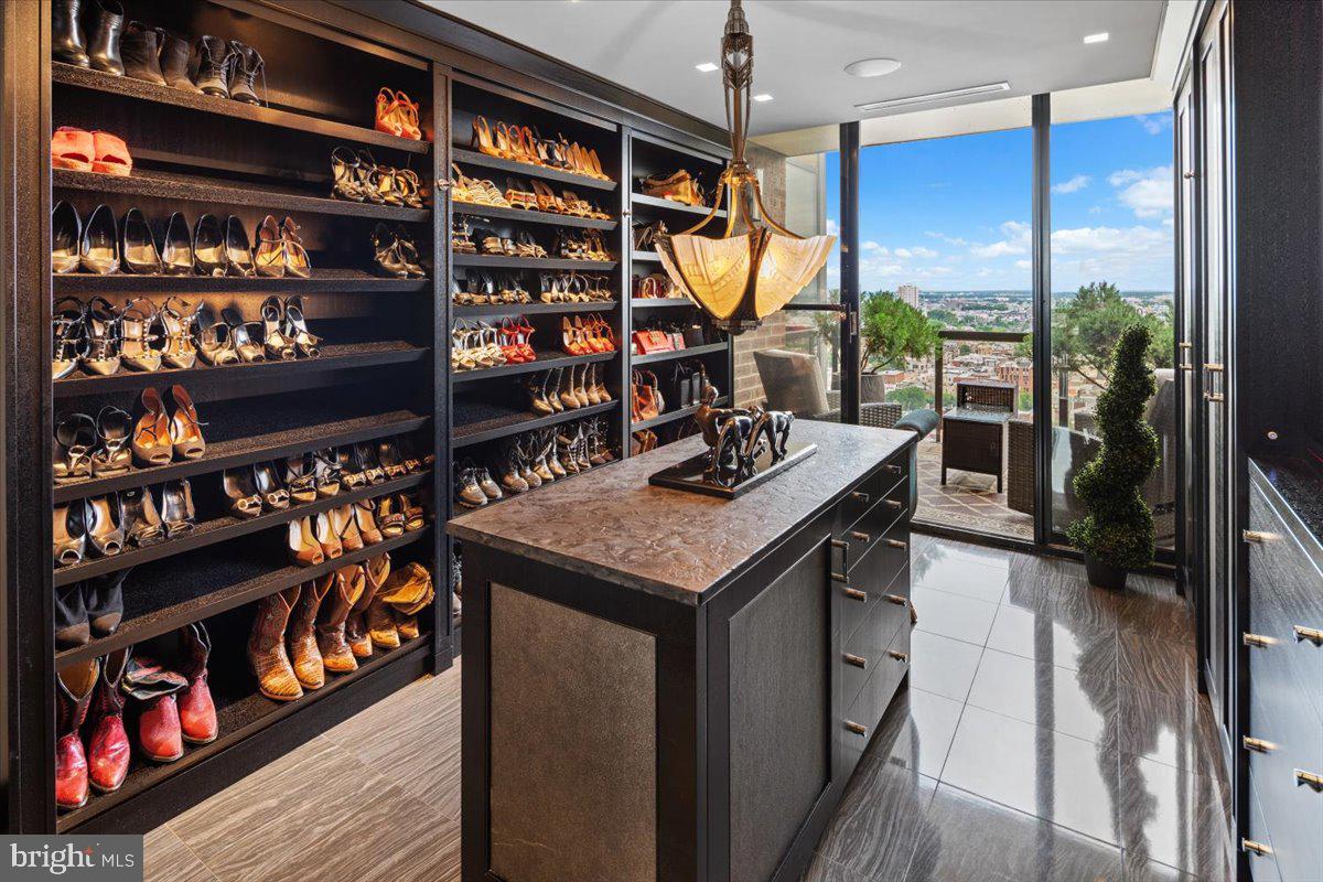 241 South 6th Street, Unit PH2505/2406 Philadelphia, PA 19106 - Photo 33 of 41 One of 3 Closets in Primary Suite