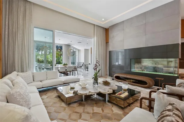 $9,999,000 | 6149 Grosvenor Shore Drive, Windermere, FL 34786