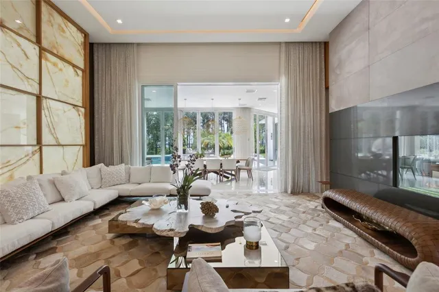 $9,999,000 | 6149 Grosvenor Shore Drive, Windermere, FL 34786