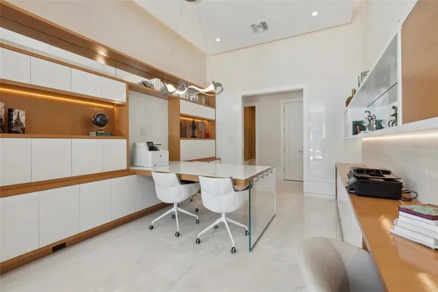 $9,999,000 | 6149 Grosvenor Shore Drive, Windermere, FL 34786