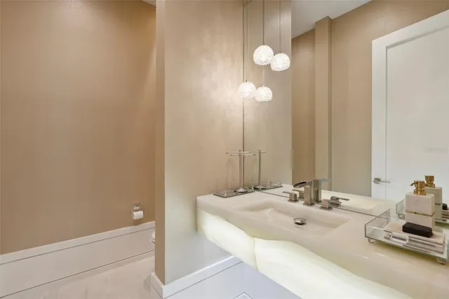 $9,999,000 | 6149 Grosvenor Shore Drive, Windermere, FL 34786