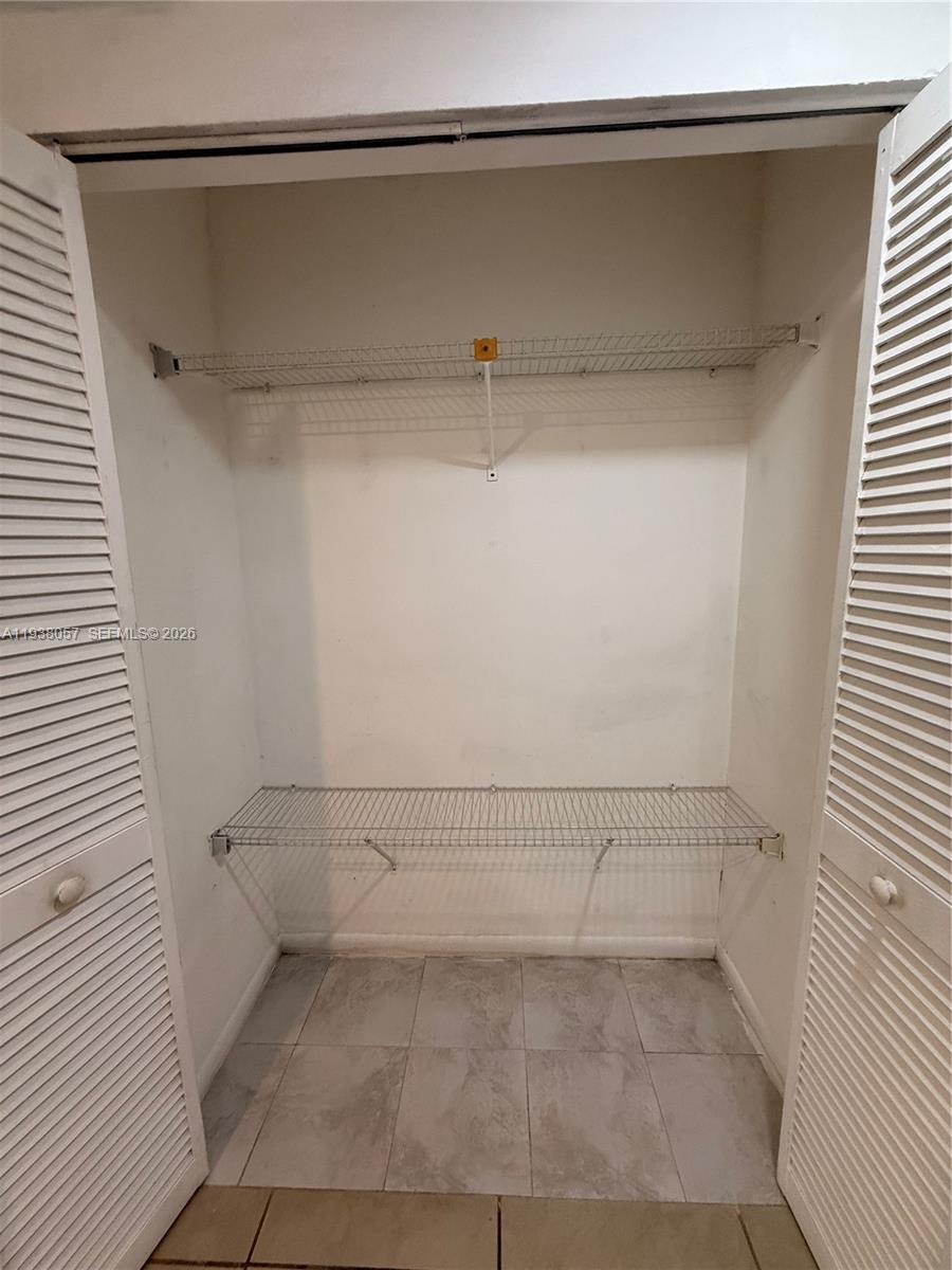 19926 Northwest 67th Place Hialeah, FL 33015 - Photo 10 of 35