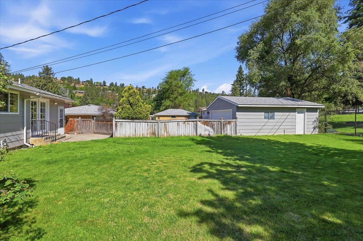 724 West Carolina Way Spokane, WA 99208 - Photo 30 of 33