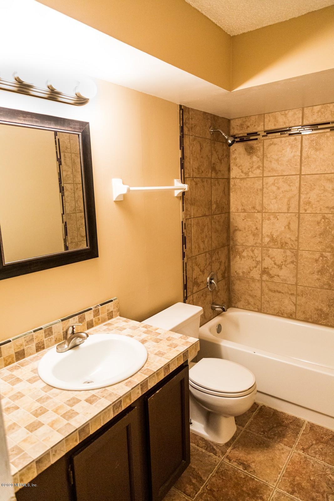 8427 Gemini Road Jacksonville, FL 32216 - Photo 12 of 25 WHITE-0618