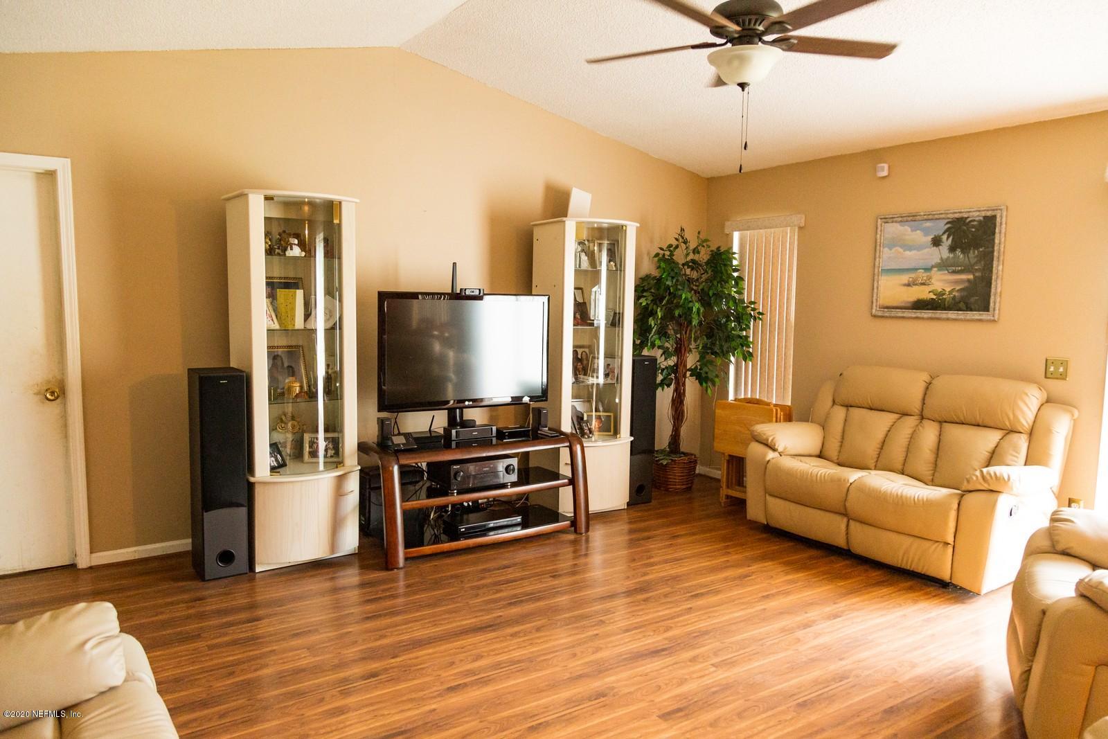 8427 Gemini Road Jacksonville, FL 32216 - Photo 9 of 25 WHITE-0630