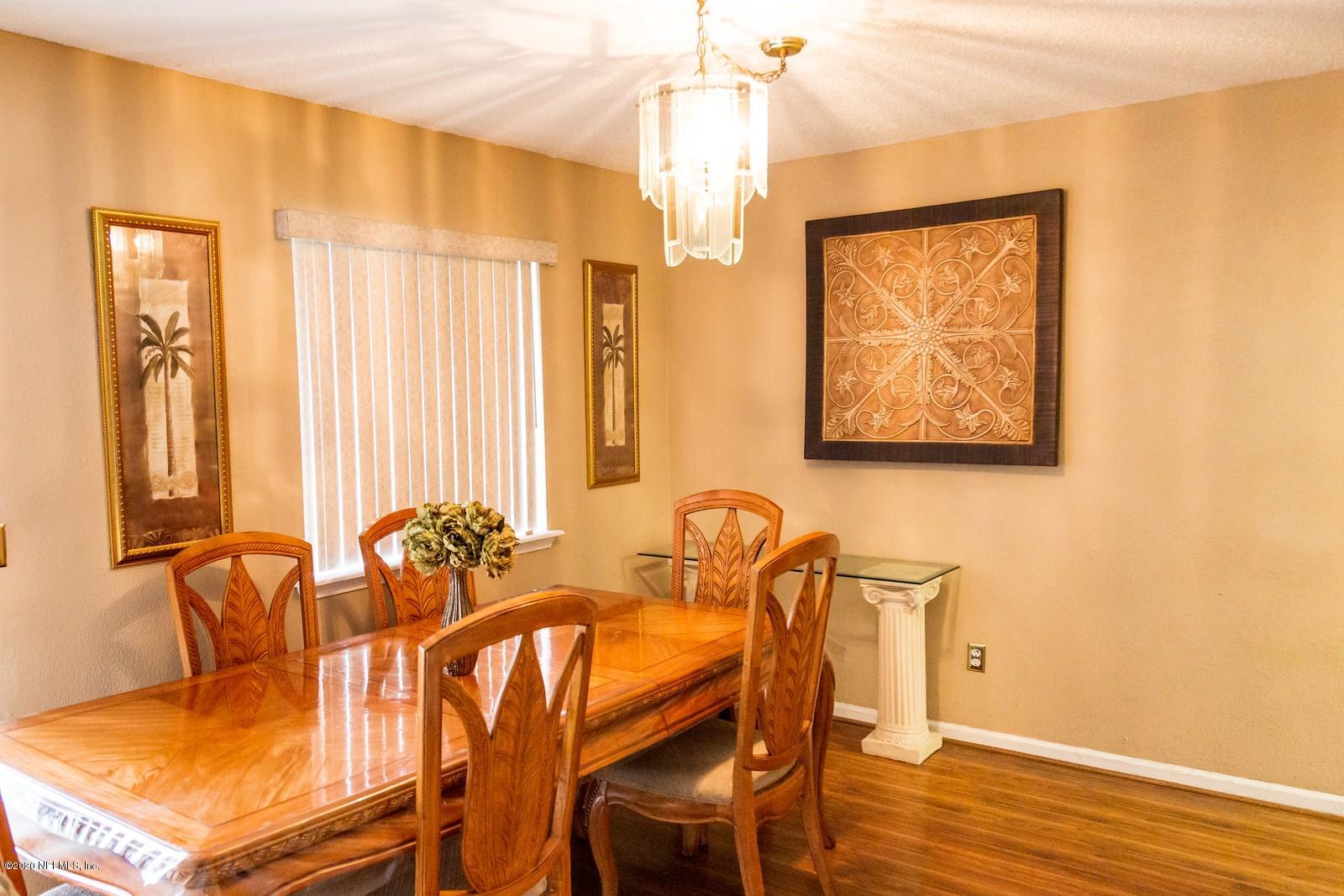 8427 Gemini Road Jacksonville, FL 32216 - Photo 10 of 25 WHITE-0633