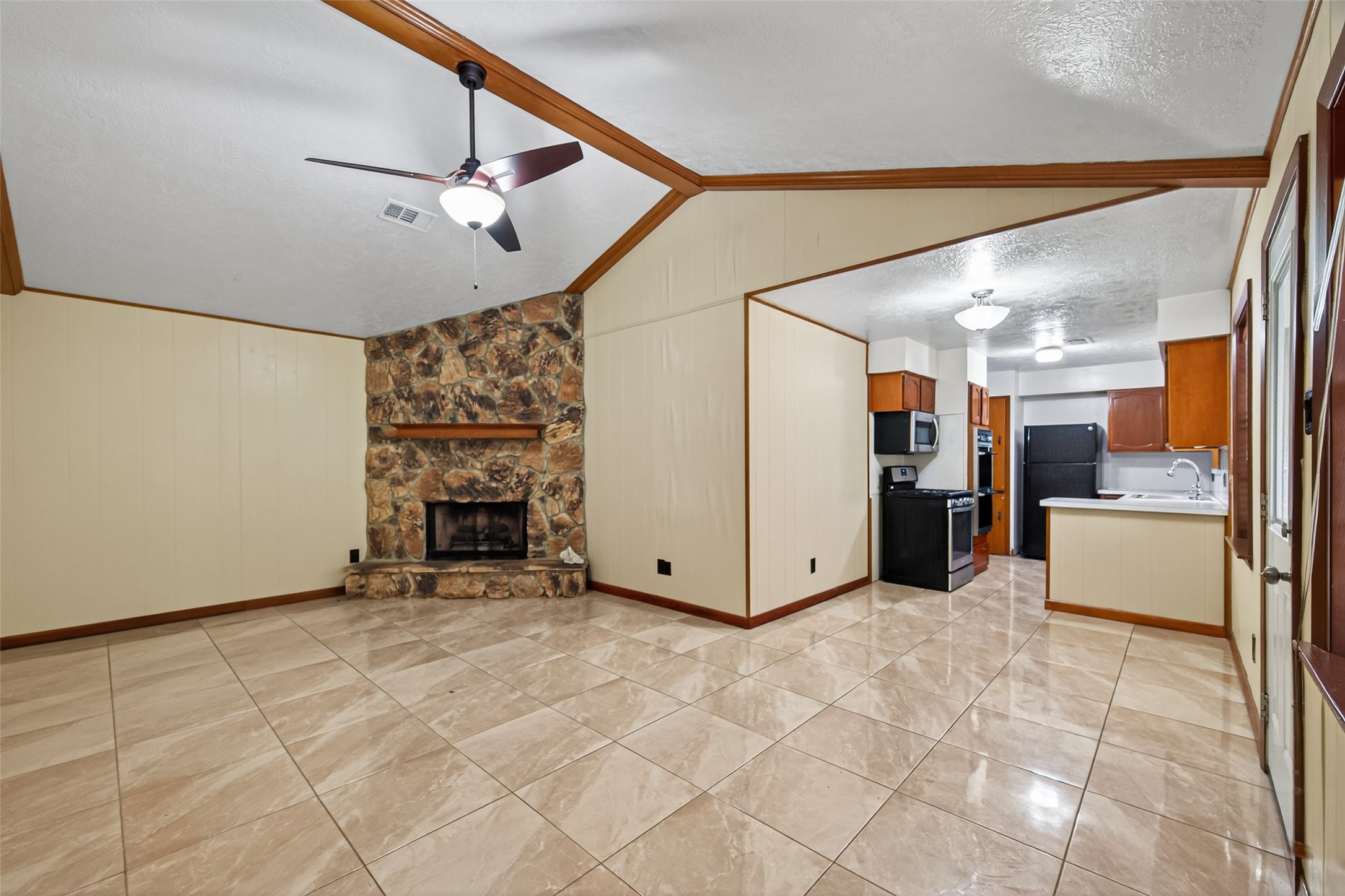 2609 Raspberry Lane Pasadena, TX 77502 - Photo 10 of 40 a view of a livingroom with a fireplace
