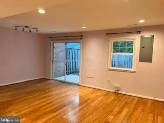 $2,400 | 9218 Sprucewood Road, Burke, VA 22015