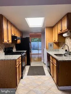 $2,400 | 9218 Sprucewood Road, Burke, VA 22015