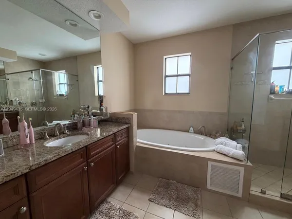 $6,000 | 9855 Northwest 89th Terrace, Doral, FL 33178