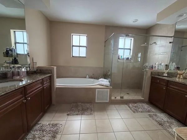 $6,000 | 9855 Northwest 89th Terrace, Doral, FL 33178