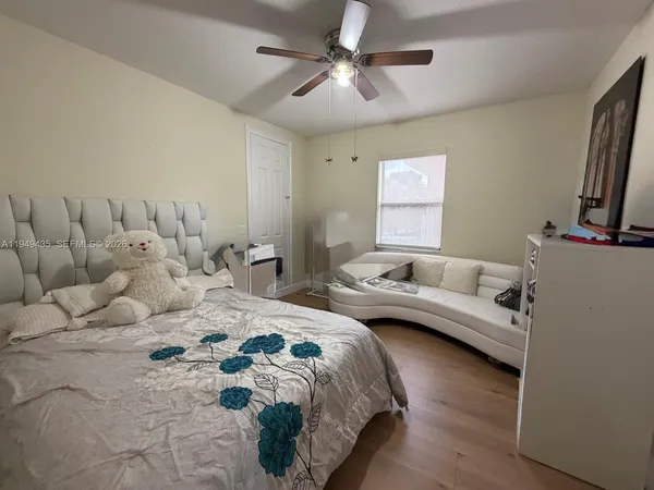 $6,000 | 9855 Northwest 89th Terrace, Doral, FL 33178