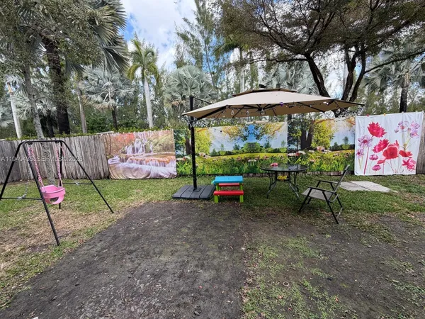 $6,000 | 9855 Northwest 89th Terrace, Doral, FL 33178