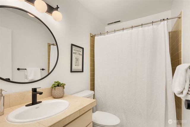 $800,000 | 6333 Lake Washington Boulevard Northeast, Unit 405, Kirkland, WA 98033