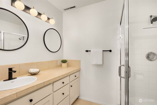 $800,000 | 6333 Lake Washington Boulevard Northeast, Unit 405, Kirkland, WA 98033