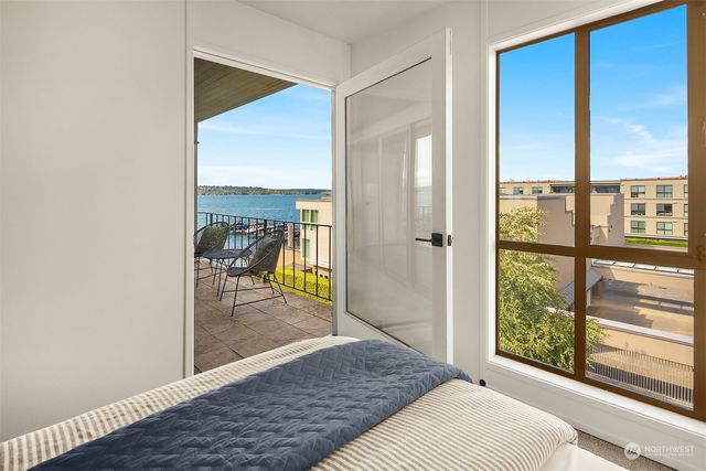 $800,000 | 6333 Lake Washington Boulevard Northeast, Unit 405, Kirkland, WA 98033