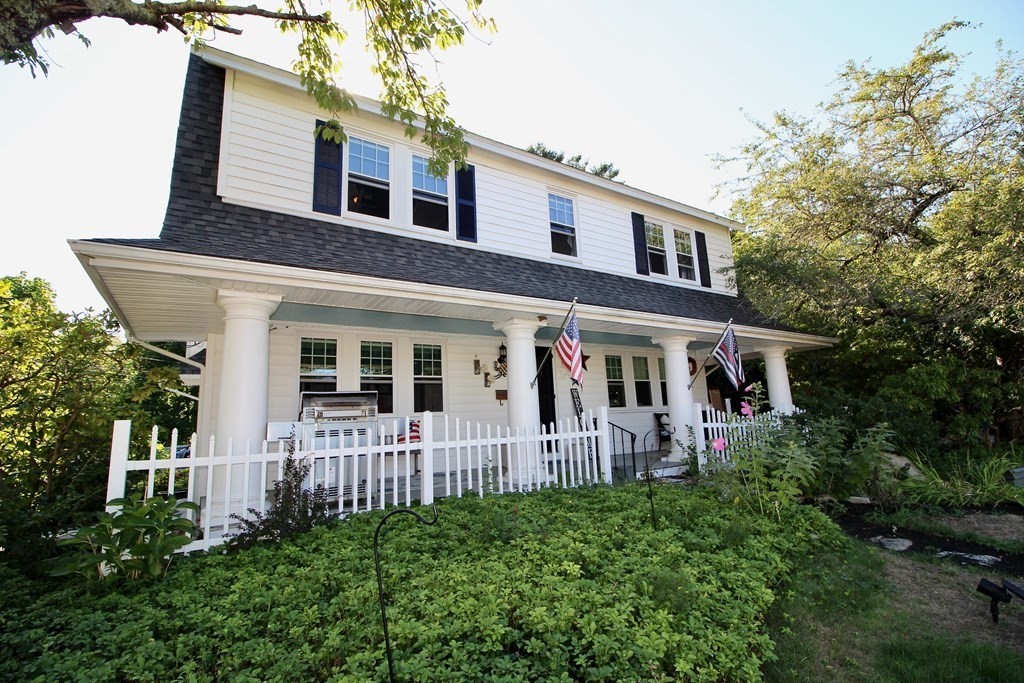 228 High Street Wareham, MA 02571 - Photo 1 of 41