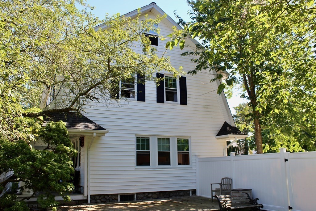 228 High Street Wareham, MA 02571 - Photo 2 of 41