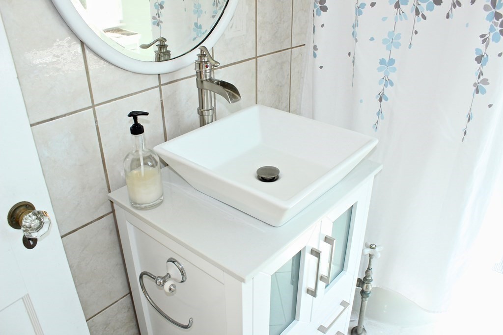 228 High Street Wareham, MA 02571 - Photo 27 of 41