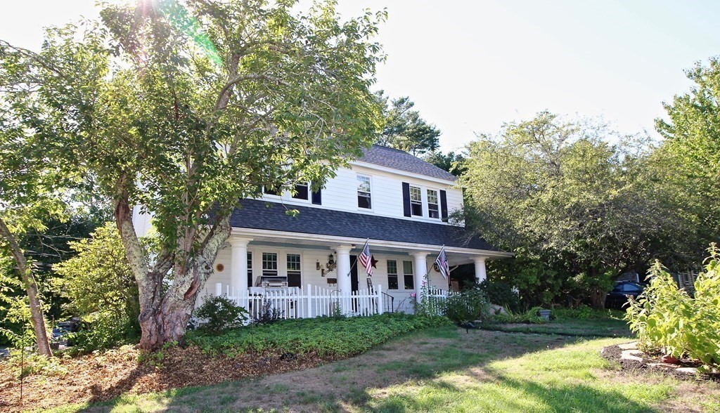 228 High Street Wareham, MA 02571 - Photo 4 of 41