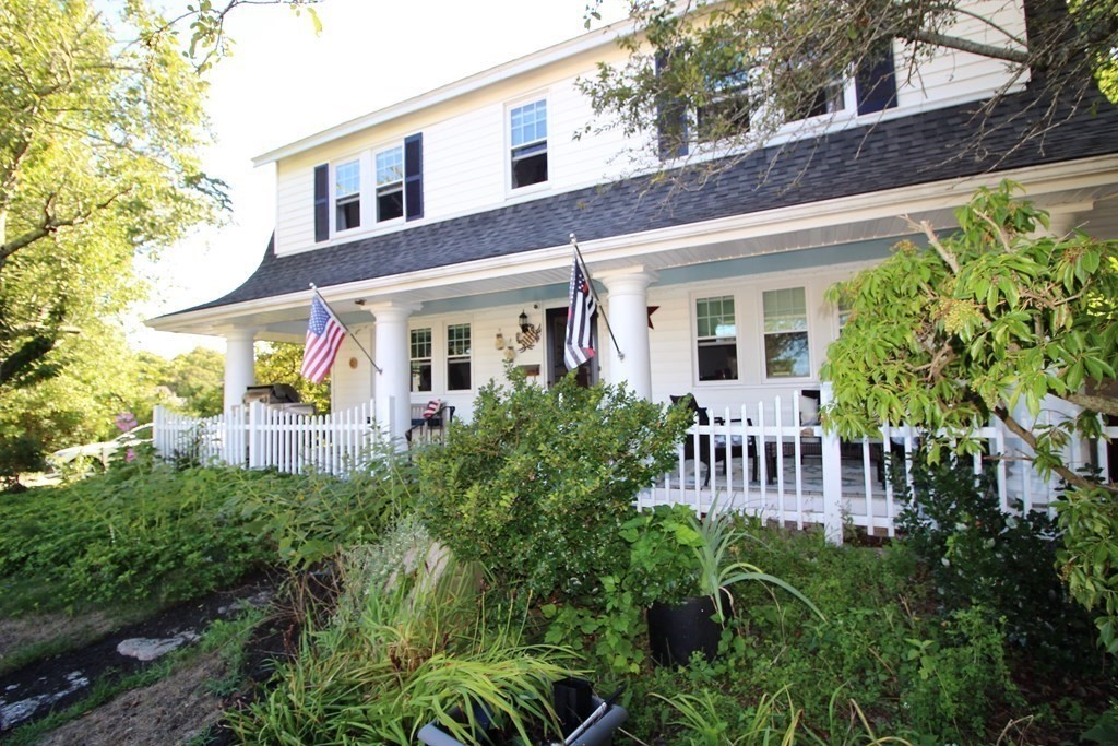 228 High Street Wareham, MA 02571 - Photo 7 of 41