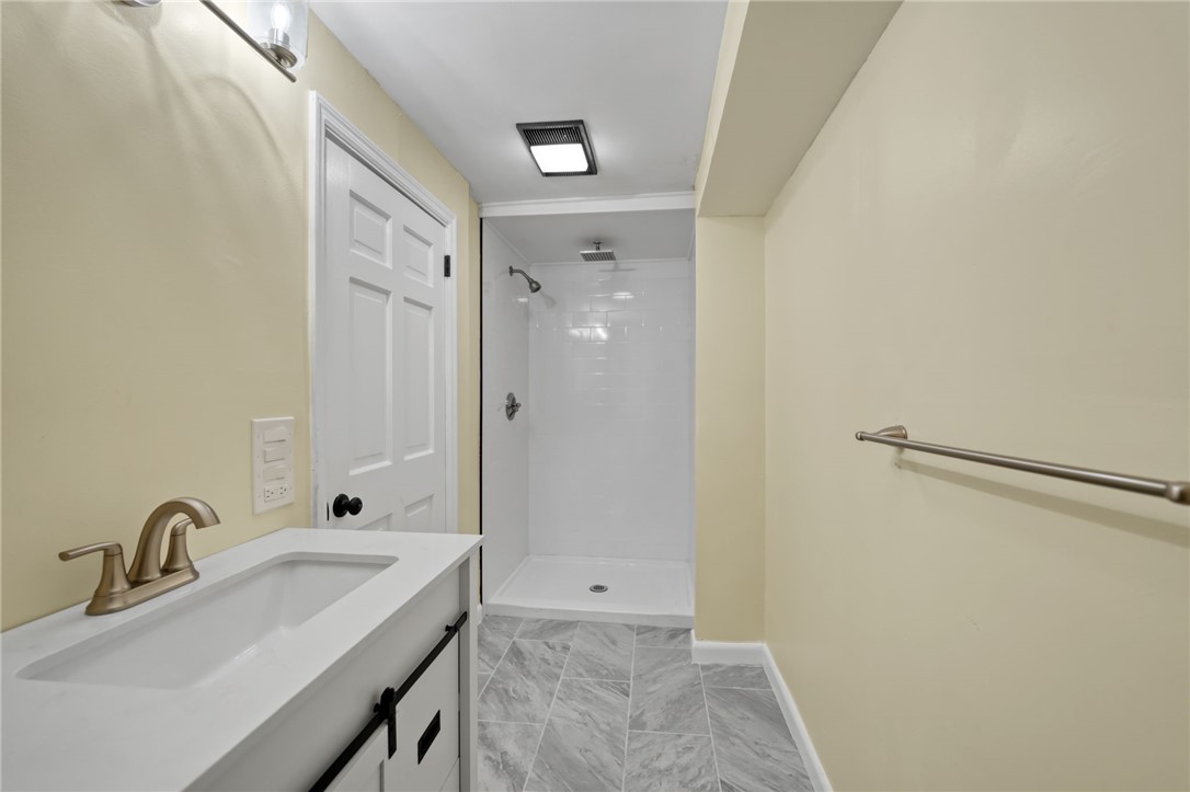 211 Irving Road Warwick, RI 02888 - Photo 19 of 34 Gallery Image 19