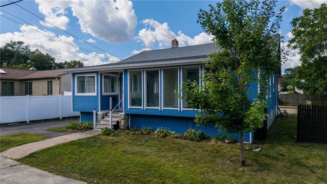 $400,000 | 211 Irving Road, Warwick, RI 02888