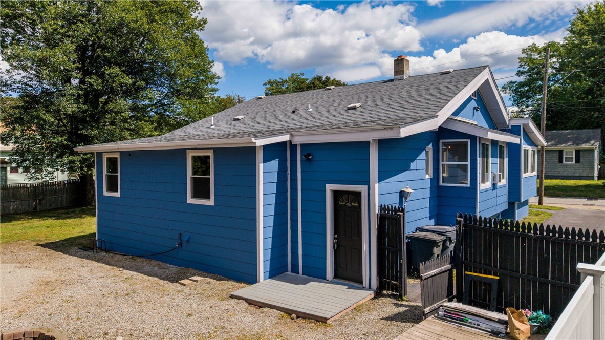 211 Irving Road Warwick, RI 02888 - Photo 33 of 34 Gallery Image 33