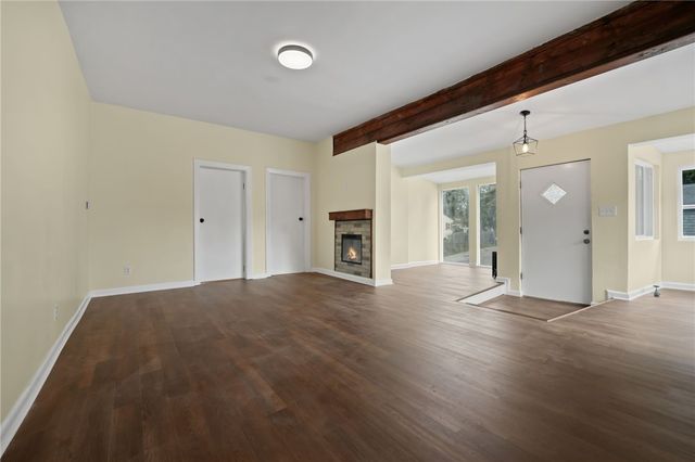 $400,000 | 211 Irving Road, Warwick, RI 02888