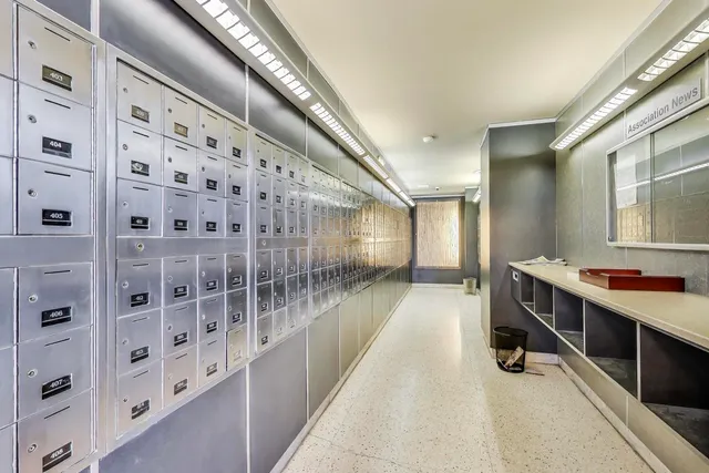 $194,900 | 4250 North Marine Drive, Unit 2324, Chicago, IL 60613