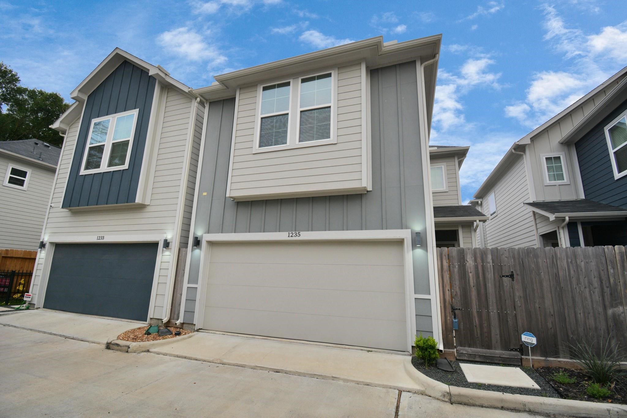 1235 West Tidwell Road Houston, TX 77091 - Photo 2 of 27