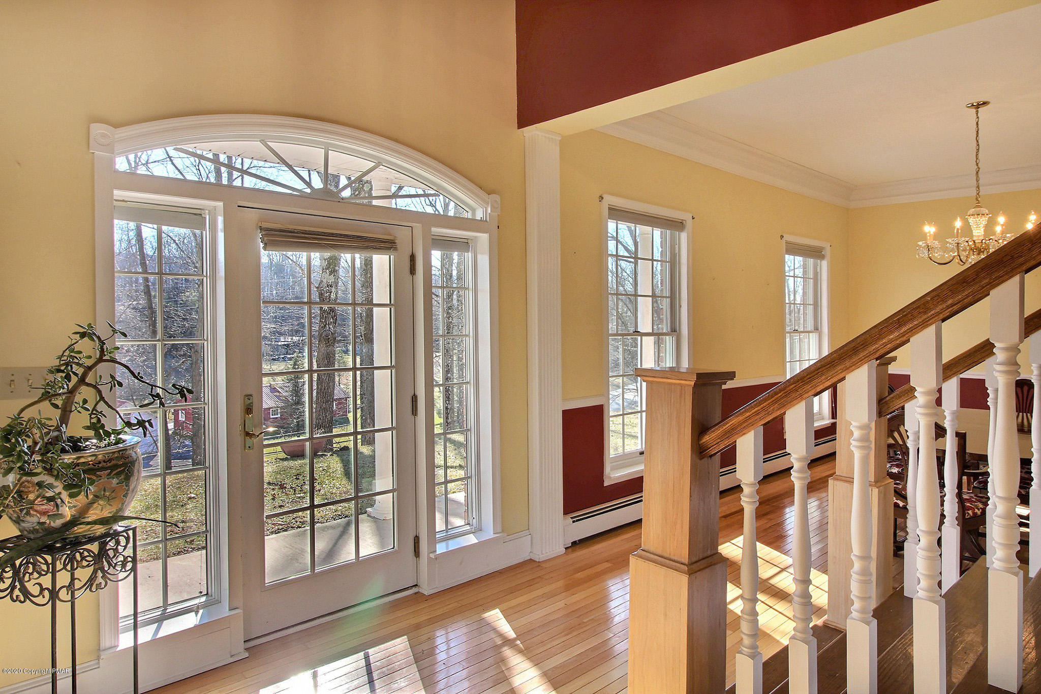 5875 Cherry Valley Road Stroudsburg, PA 18360 - Photo 15 of 65 Foyer